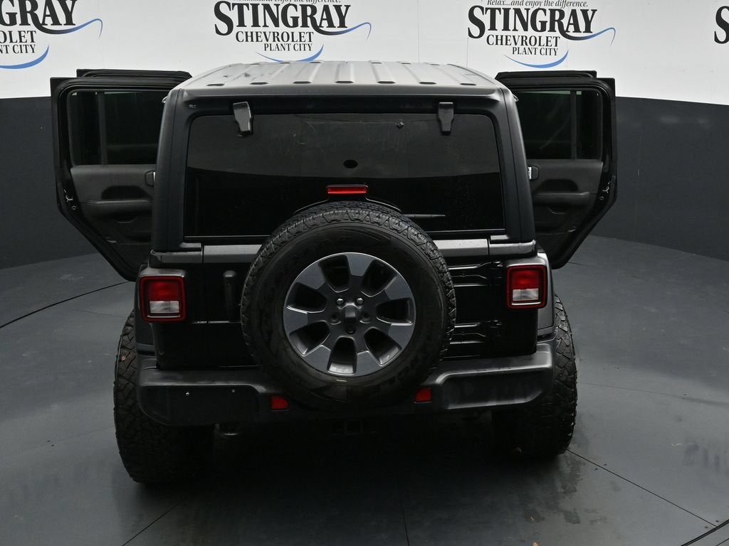 2023 Jeep Wrangler 4-Door Sahara 4x4