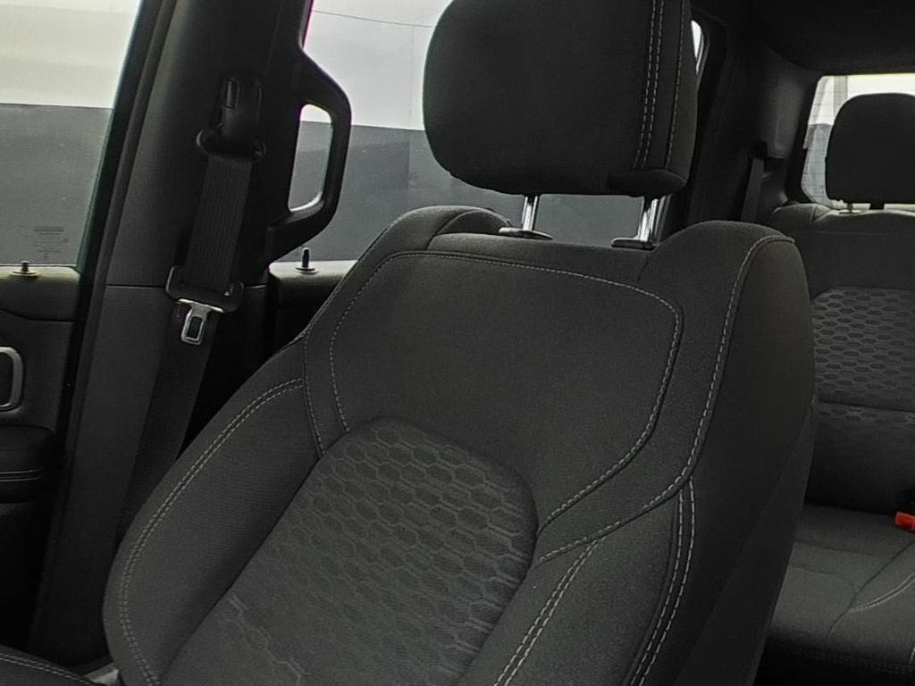 2025 RAM 1500 Big Horn Crew Cab 4x4 5'7" Box