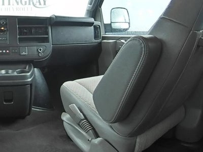 2025 Chevrolet Express Passenger 1LT