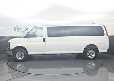 2025 Chevrolet Express Passenger 1LT