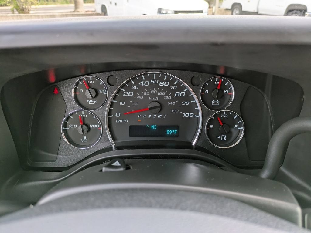 2025 Chevrolet Express Cutaway 3500 1WT