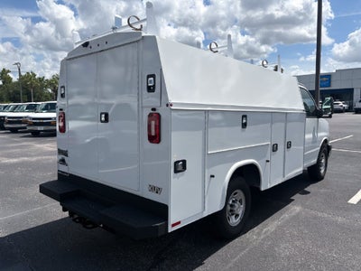 2025 Chevrolet Express Cutaway 3500 1WT