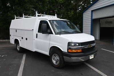 2025 Chevrolet Express Cutaway 3500 1WT