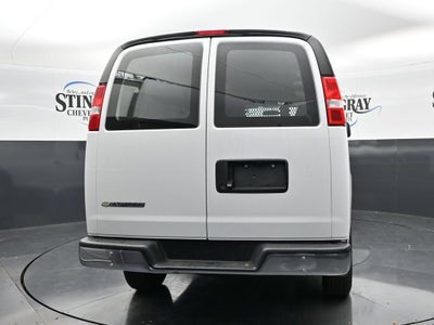 2025 Chevrolet Express Cargo WT