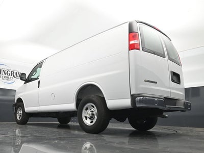 2025 Chevrolet Express Cargo WT