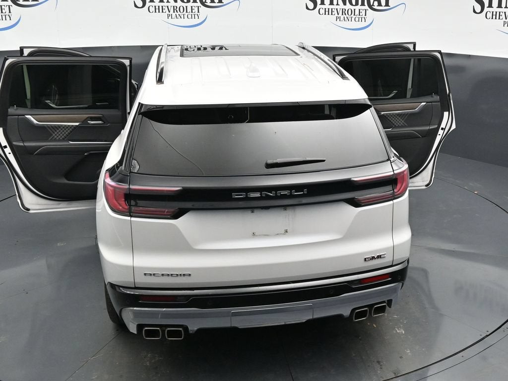 2025 GMC Acadia Denali