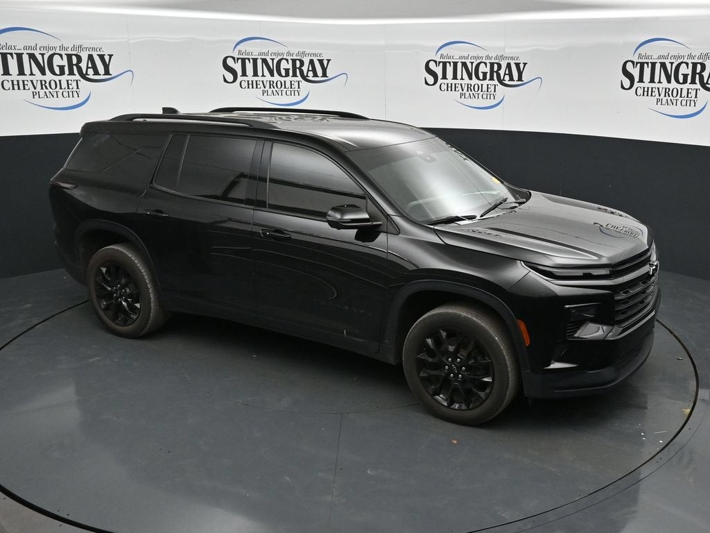 2024 Chevrolet Traverse LT