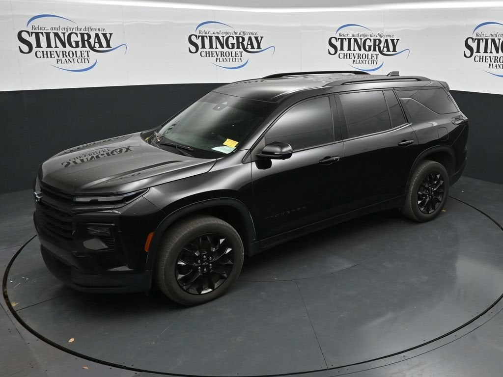 2024 Chevrolet Traverse LT