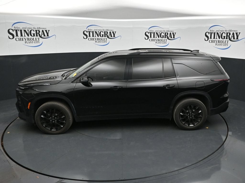 2024 Chevrolet Traverse LT