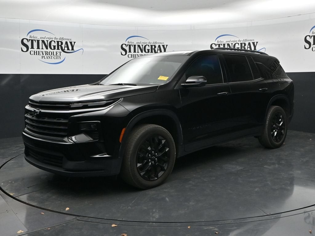 2024 Chevrolet Traverse LT