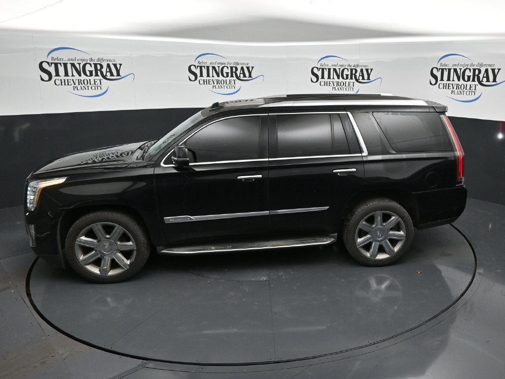 2017 Cadillac Escalade Luxury