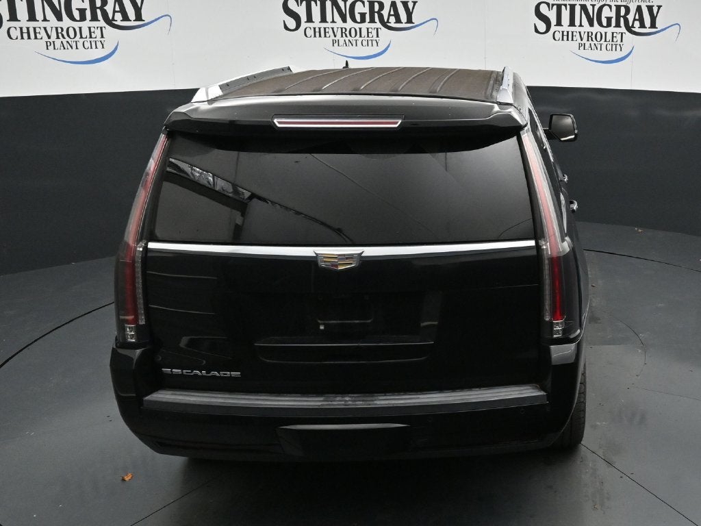 2017 Cadillac Escalade Luxury