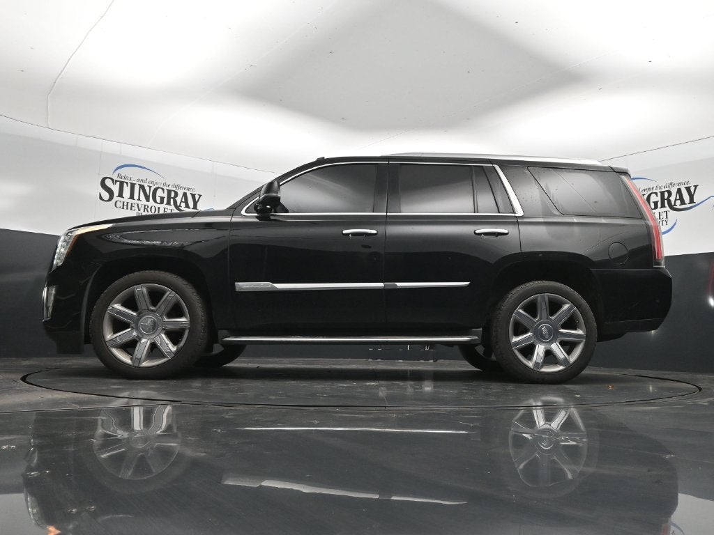 2017 Cadillac Escalade Luxury