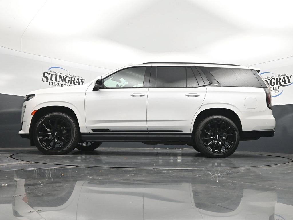 2022 Cadillac Escalade Sport
