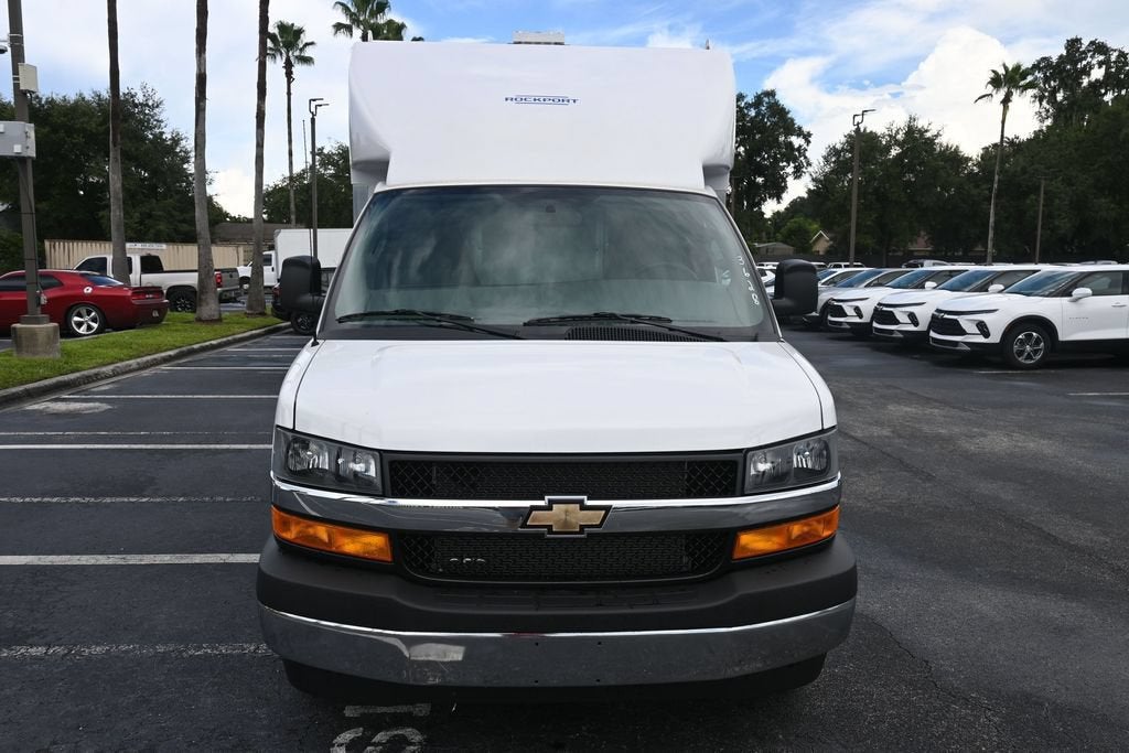 2026 Chevrolet Express Cutaway 3500 Work Van