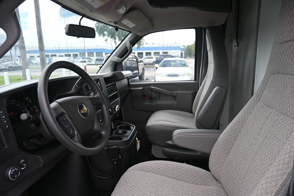 2026 Chevrolet Express Cutaway 3500 Work Van