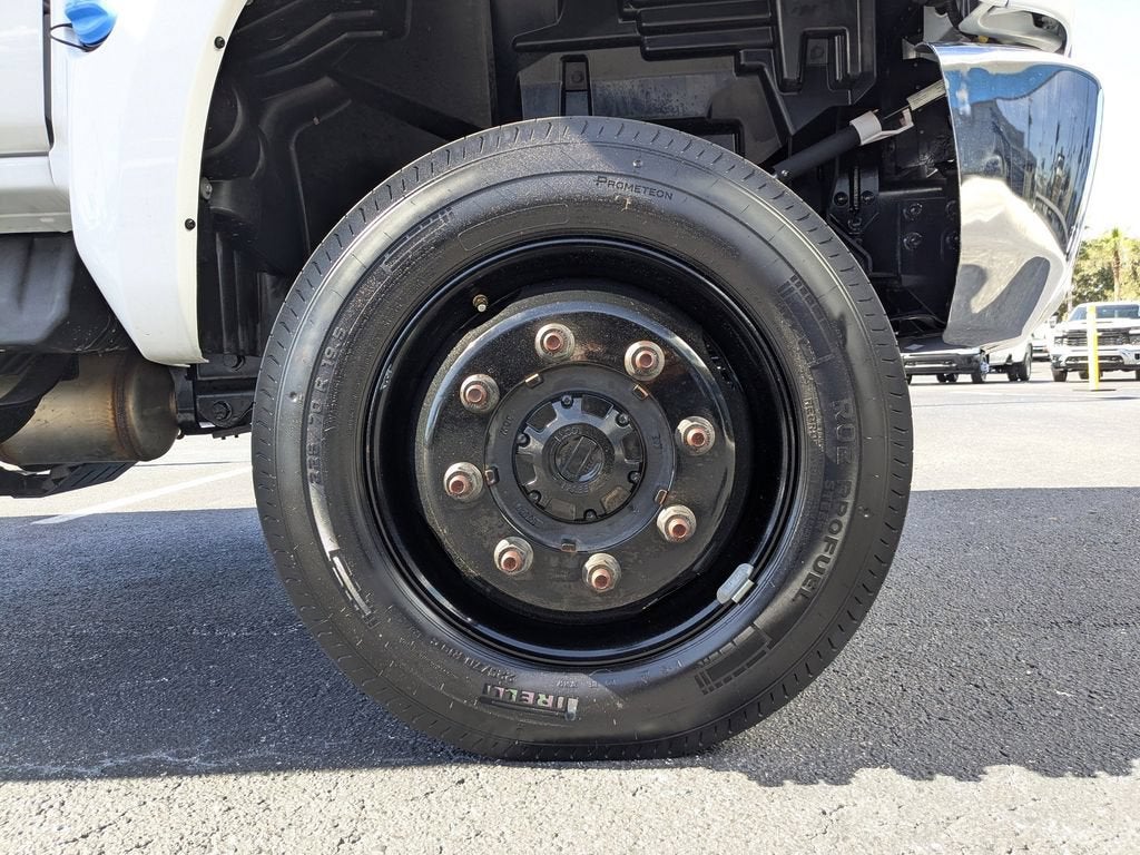 2024 Chevrolet Silverado 5500 HD Work Truck