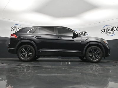 2022 Volkswagen Atlas Cross Sport 2.0T SEL R-Line