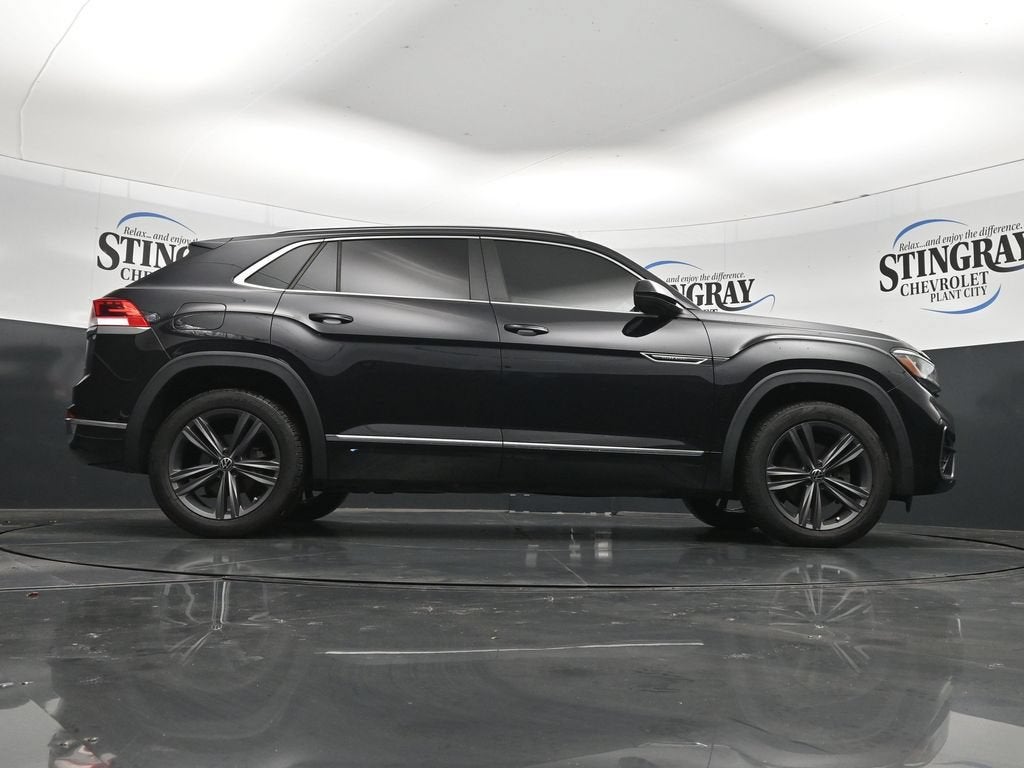 2022 Volkswagen Atlas Cross Sport 2.0T SEL R-Line