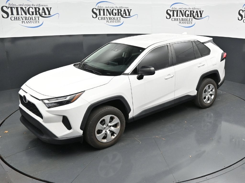 2024 Toyota RAV4 LE