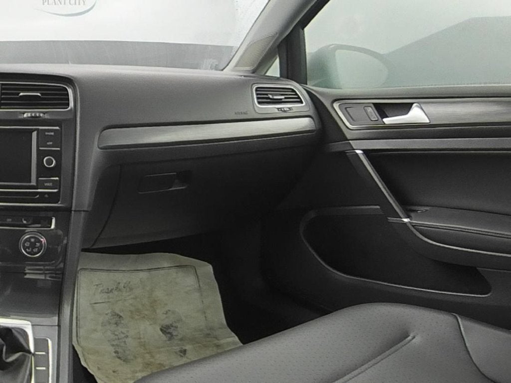 2020 Volkswagen Golf TSI