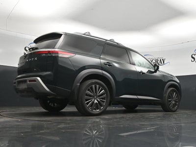 2024 Nissan Pathfinder SL FWD