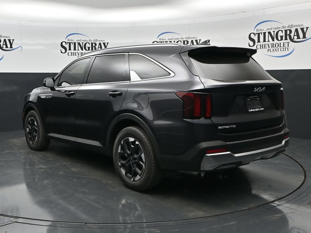 2025 Kia Sorento S