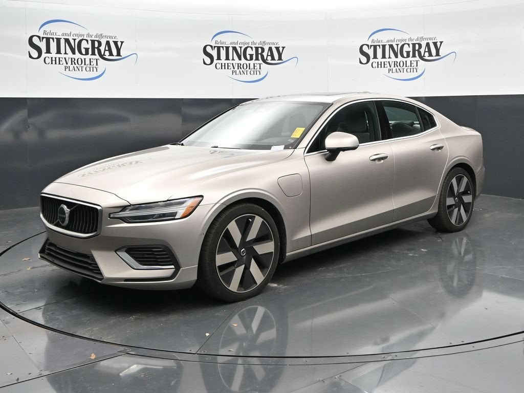 2023 Volvo S60 Recharge Plug-In Hybr Ultimate Bright Theme