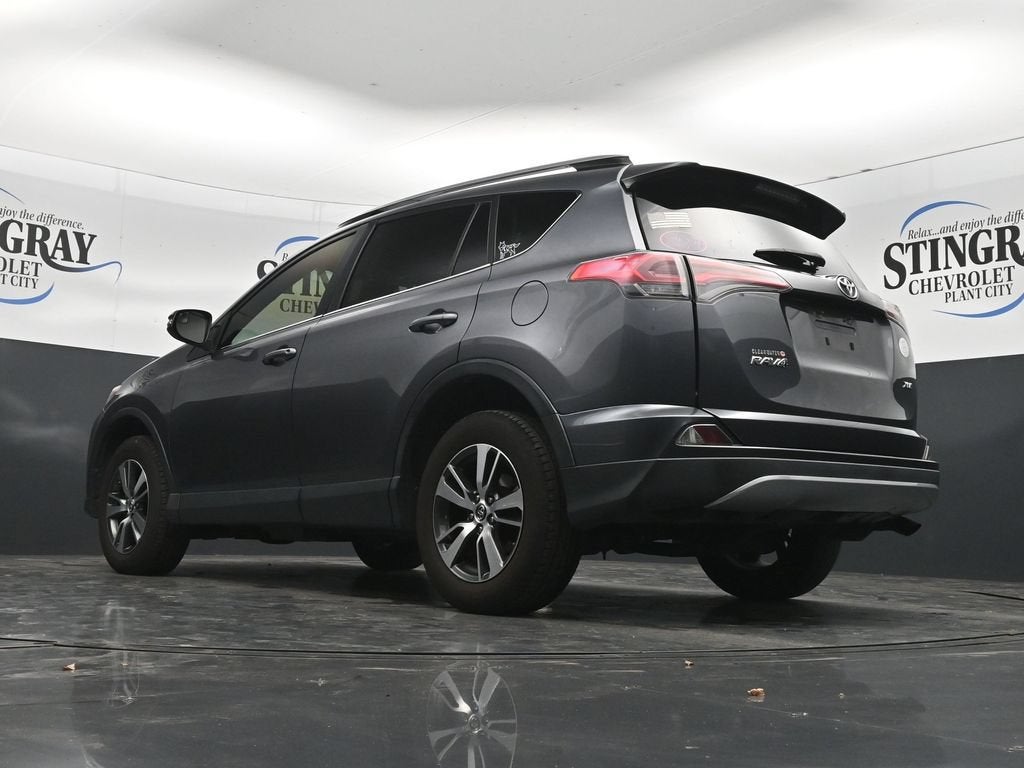 2017 Toyota RAV4 XLE