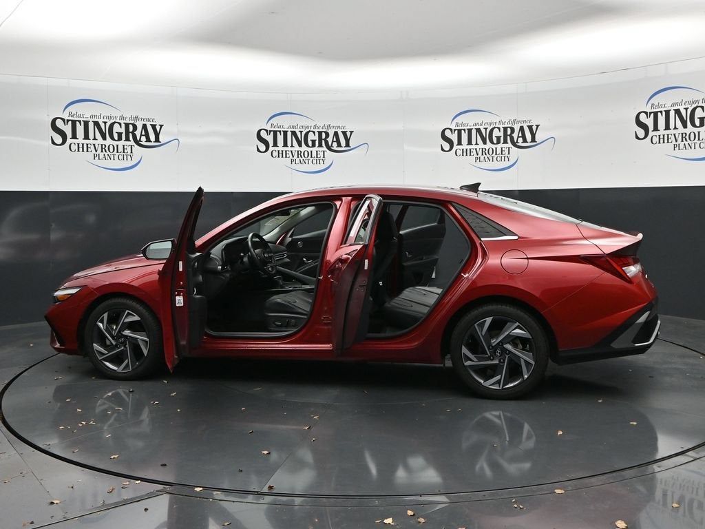 2025 Hyundai Elantra Limited