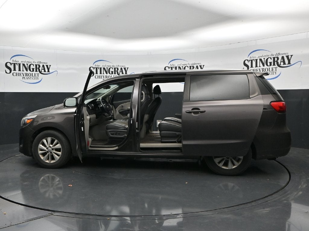 2017 Kia Sedona LX