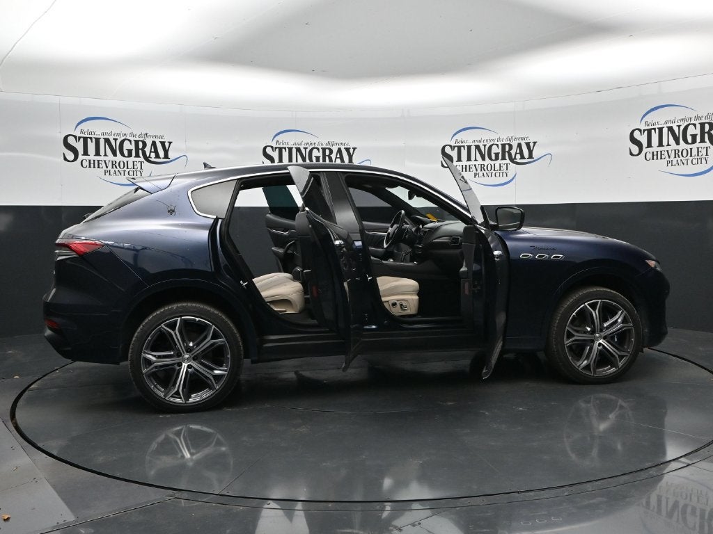 2023 Maserati Levante Modena
