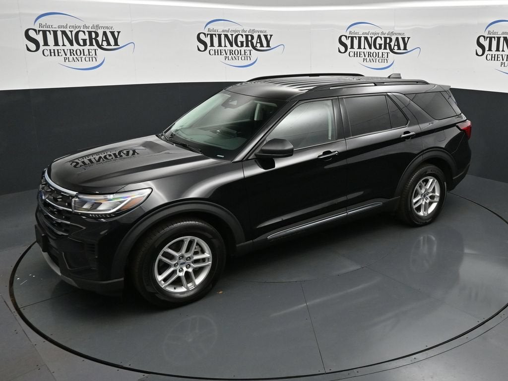2025 Ford Explorer Active