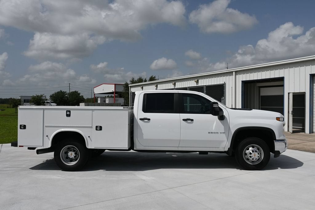 2025 Chevrolet Silverado 3500 HD Chassis Cab Work Truck
