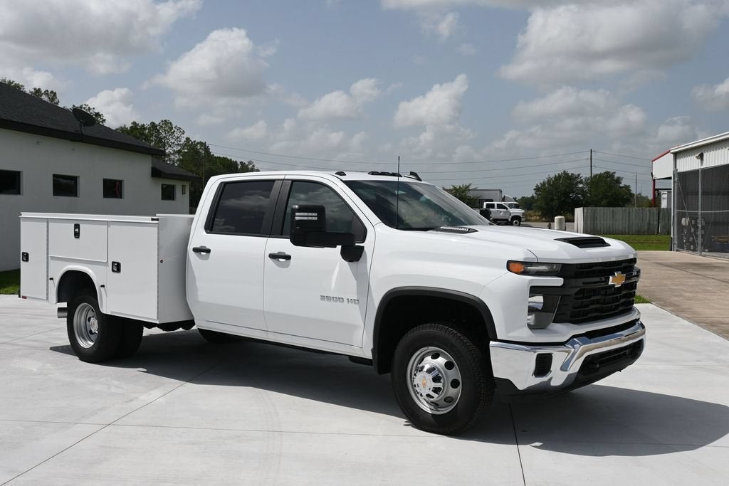 2025 Chevrolet Silverado 3500 HD Chassis Cab Work Truck