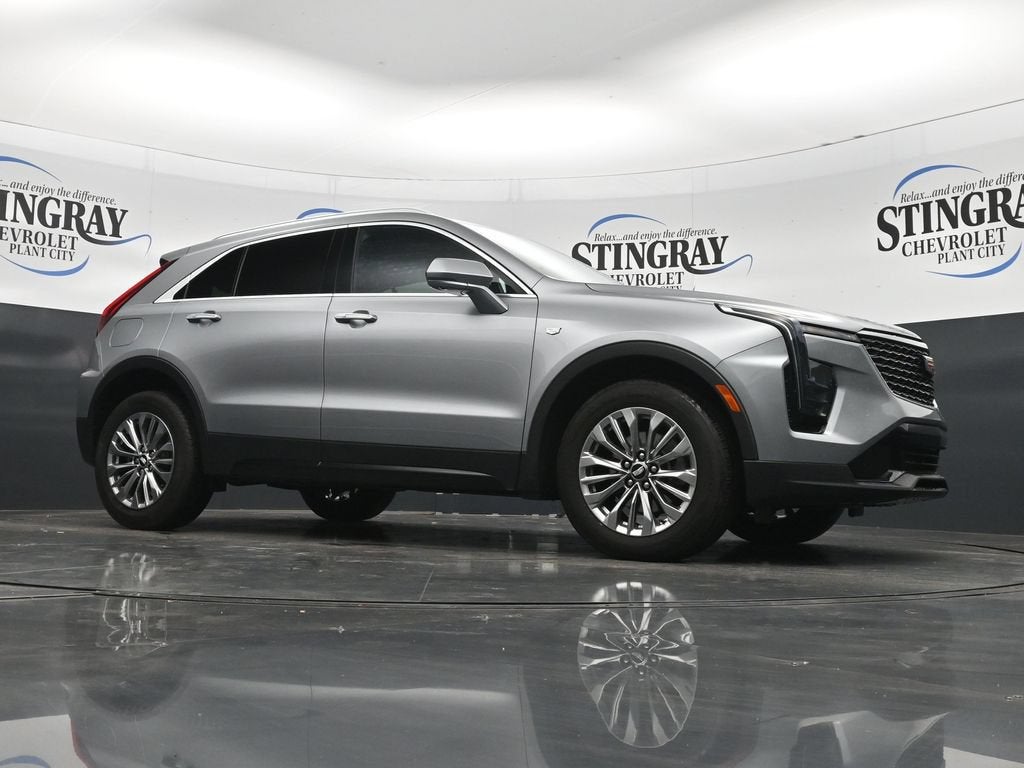 2025 Cadillac XT4 Premium Luxury