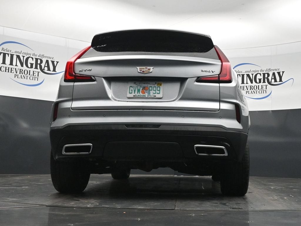 2025 Cadillac XT4 Premium Luxury
