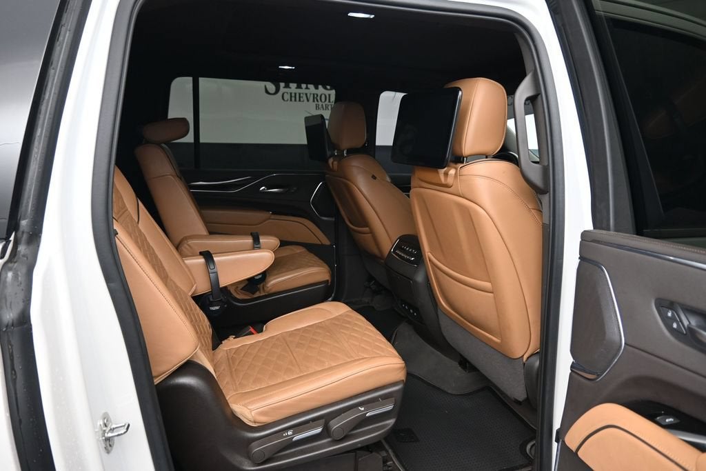 2022 Cadillac Escalade ESV Premium Luxury