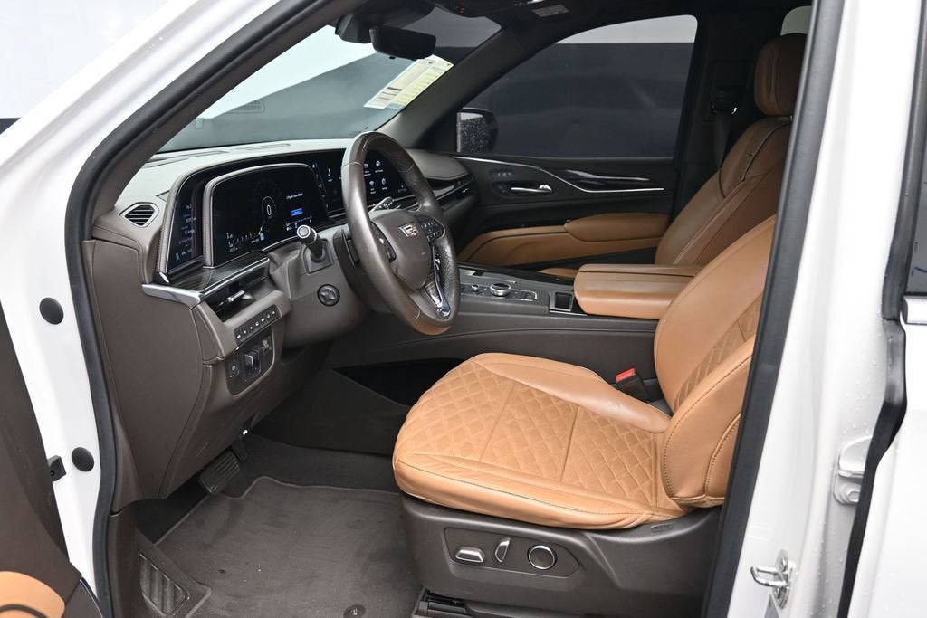 2022 Cadillac Escalade ESV Premium Luxury