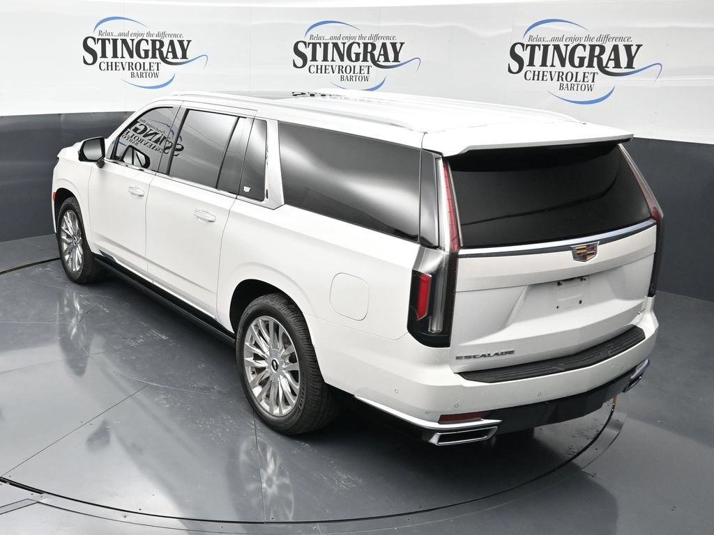 2022 Cadillac Escalade ESV Premium Luxury