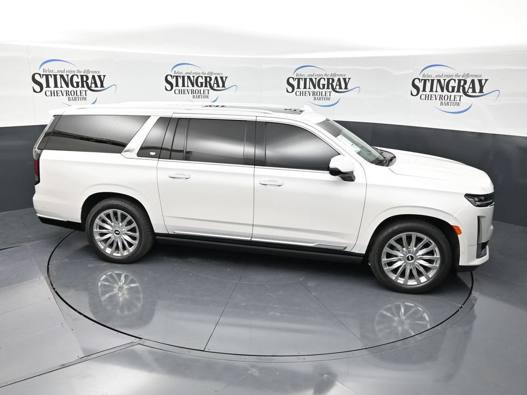 2022 Cadillac Escalade ESV Premium Luxury